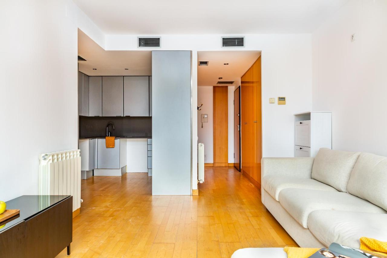 2Br - 2Bh Apartment Close To The Beach Barcelona Exterior photo